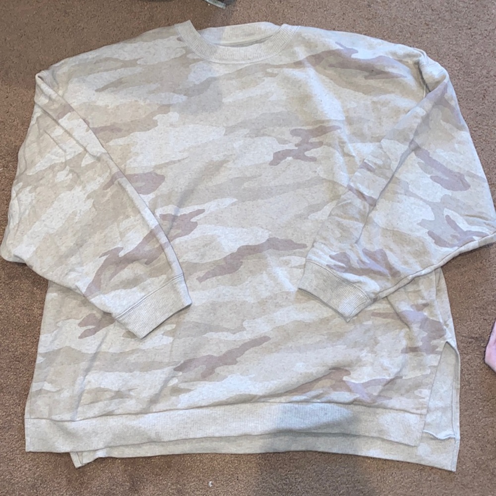 American Eagle sweatshirt